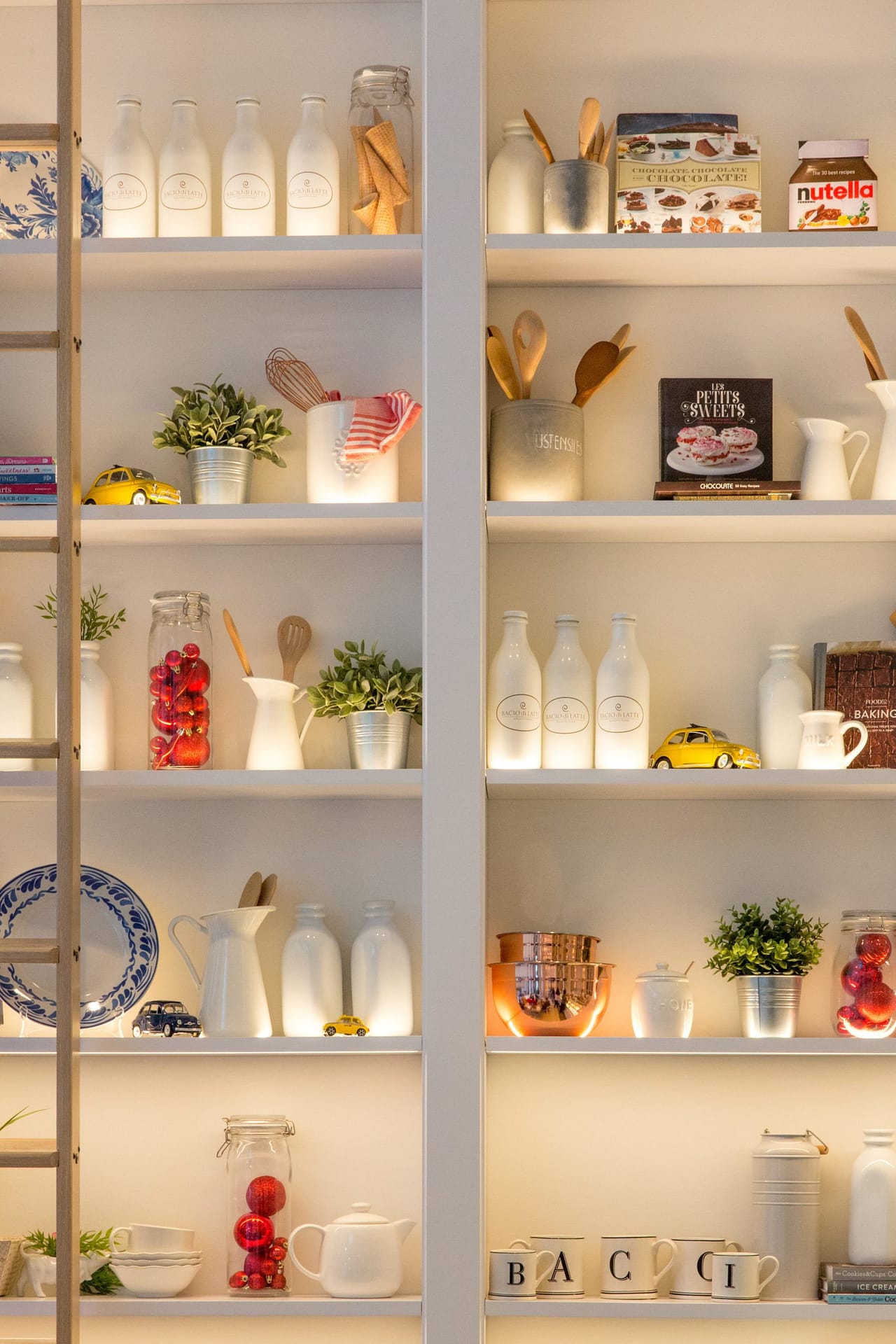 wall shelves food storage jars